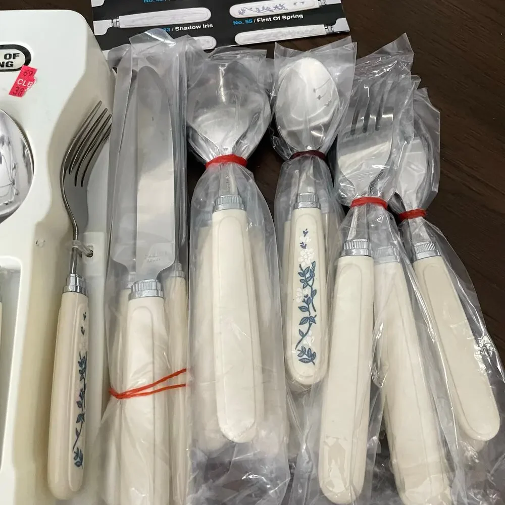 Corning Coordinate First of Spring Flatware Set 20 Piece Vtg Regent Sheffield